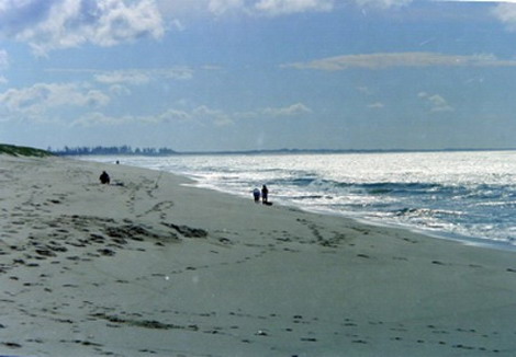Macaneta Beach Accommodation