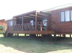 Bilene Accommodation - Mahungo House