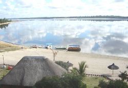 Bilene Accommodation - Mahelane Lodge