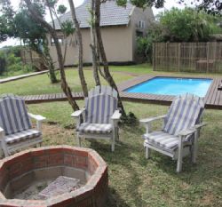 Mozambique Cottages - Baleia Azul 16 A and C