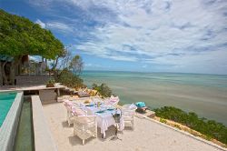 Mozambique Travel Guides Offers